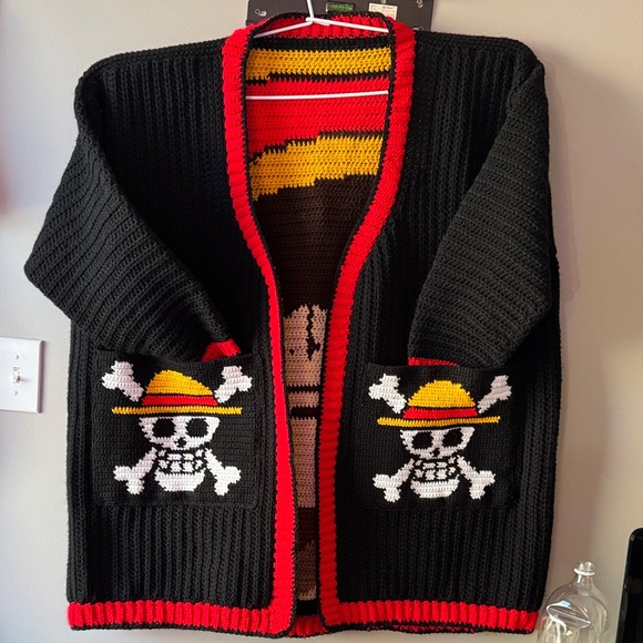 Luffy cardigan Black and Red Graphic crochet 🧶 size XL - Picture 11 of 11